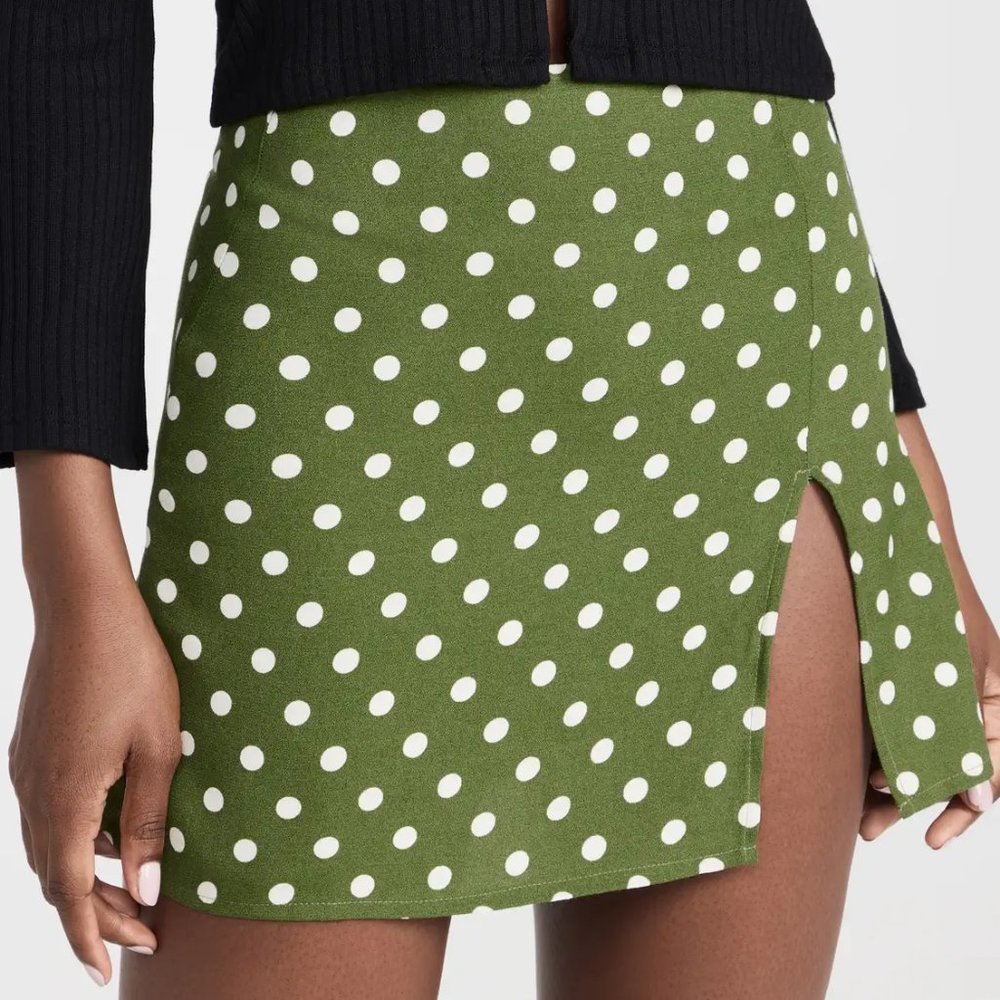 Reformation Margot Skirt in Green size 2 (NWT)